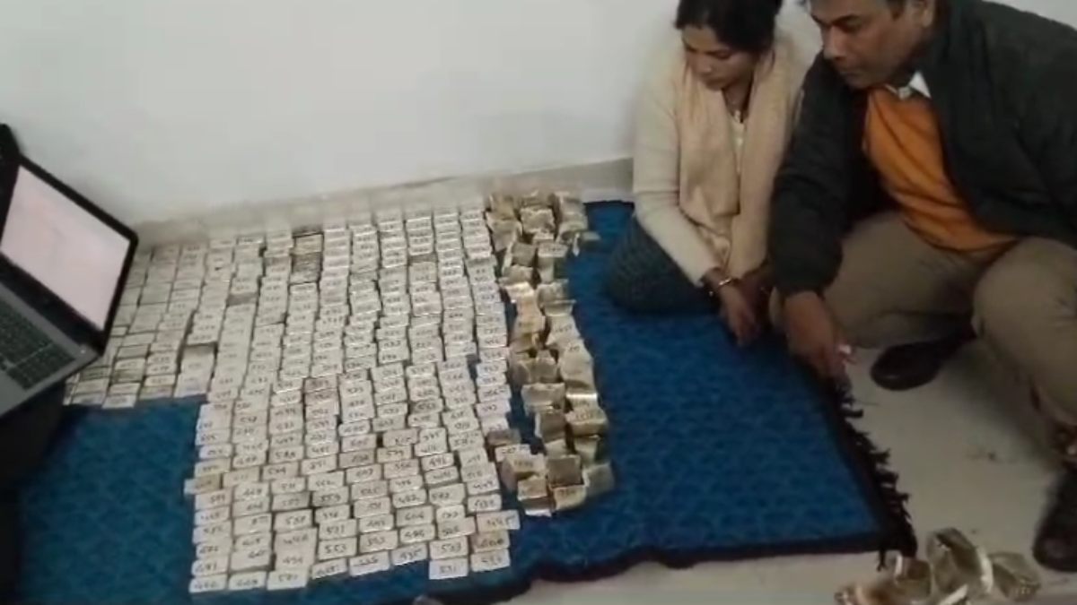 पूर्व आरक्षक पर लोकायुक्त की कार्रवाई का मामला: सौरभ शर्मा के घर पर मिली 234 किलो चांदी, ब्रांडेड घड़ियां, पर्स समेत हीरे की अंगूठी