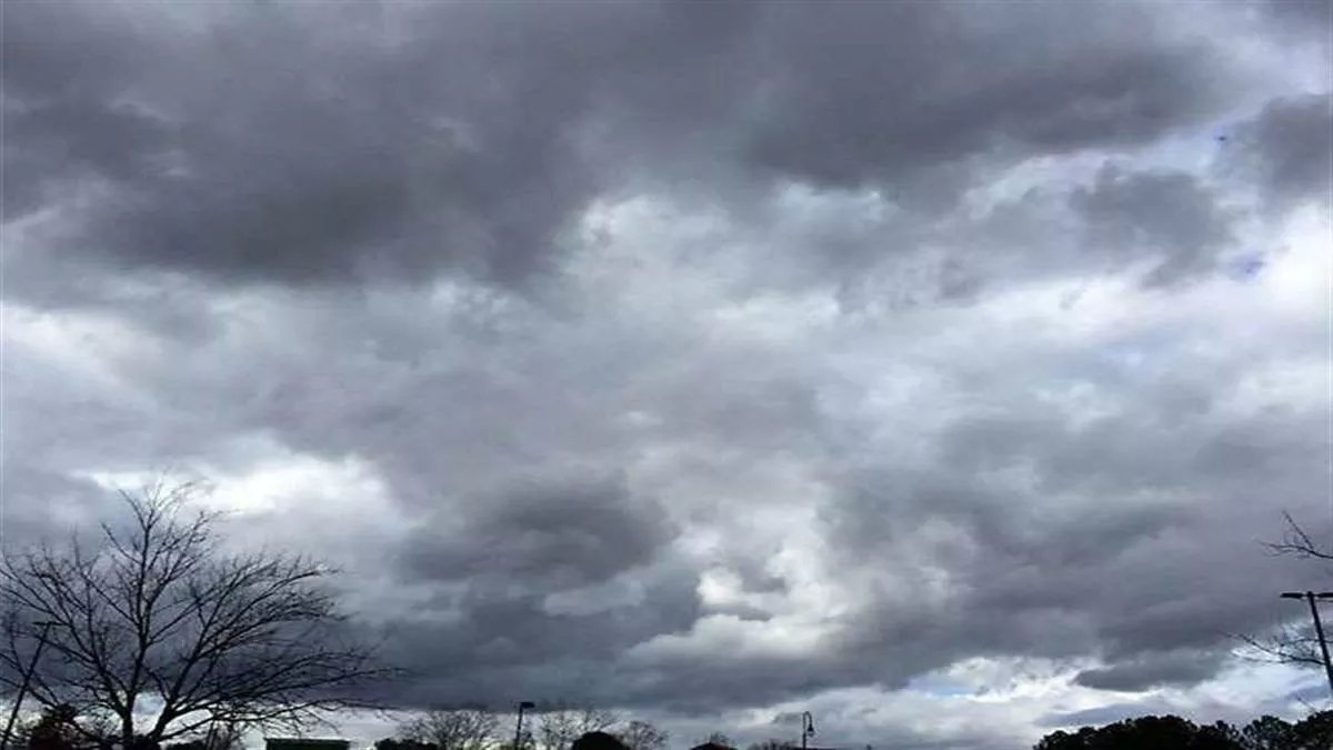 Punjab Weather Update: पंजाब में बारिश की संभावना, ठंड में होगा और इजाफा…