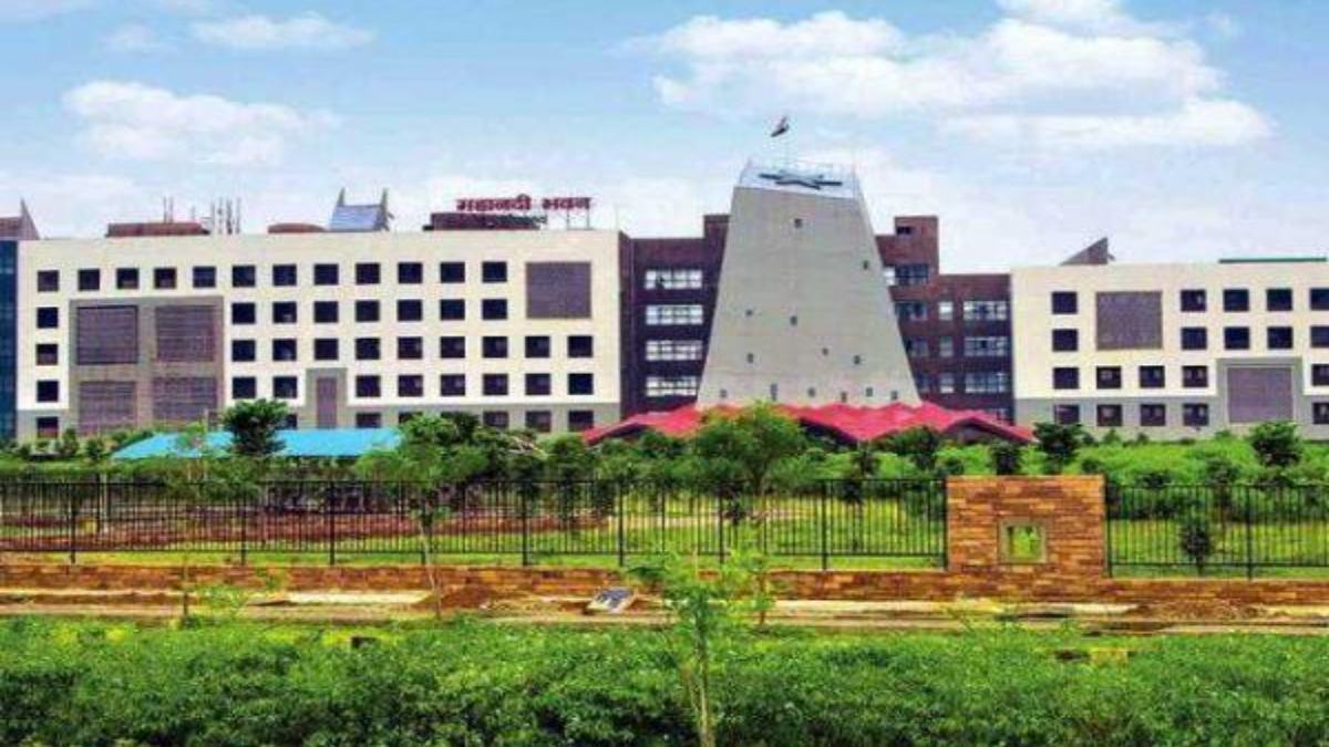 नगरीय निकाय एवं पंचायत चुनाव के लिए आचार संहिता की गाइडलाइन जारी, कलेक्टर की अनुमति के बिना छुट्टी नहीं, ट्रांसफर पर भी लगा बैन …