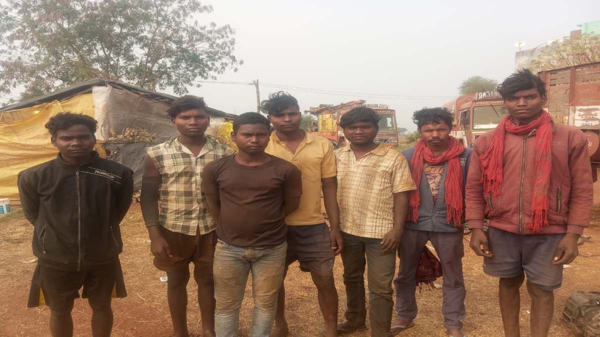 कानपुर में बंधक बनाए गए छत्तीसगढ़ के 7 पहाड़ी कोरवा युवक, काम दिलाने के बहाने ले गए थे दलाल