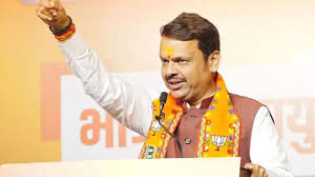 ‘देश से माफी मांगे कांग्रेस’, अंबेडकर विवाद पर CM फडणवीस बोले- कांग्रेस नहीं चाहती किसी का कद नेहरू-गांधी से बड़ा हो