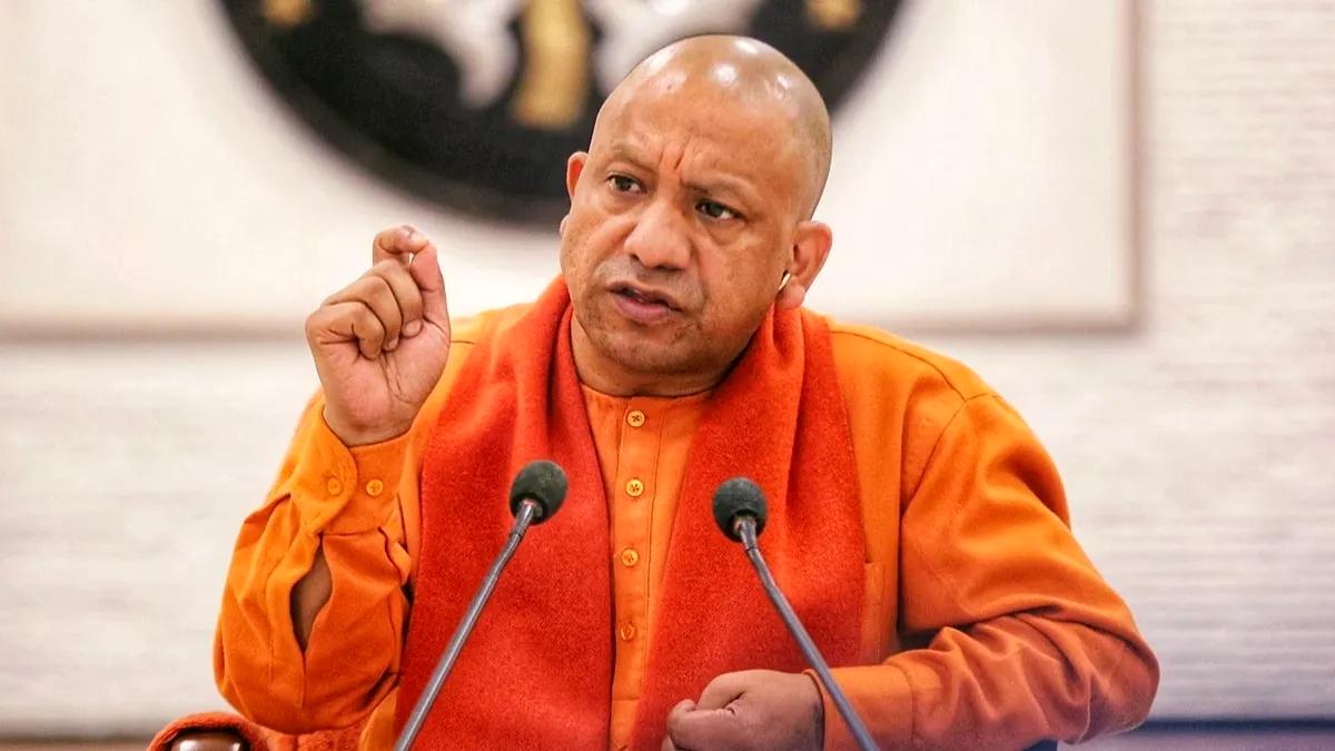 ‘प्रॉपर्टी कितनी है बताओ नहीं तो…,’ योगी सरकार का फरमान, कर्मचारियों और अधिकारियों में मचा हड़कंप