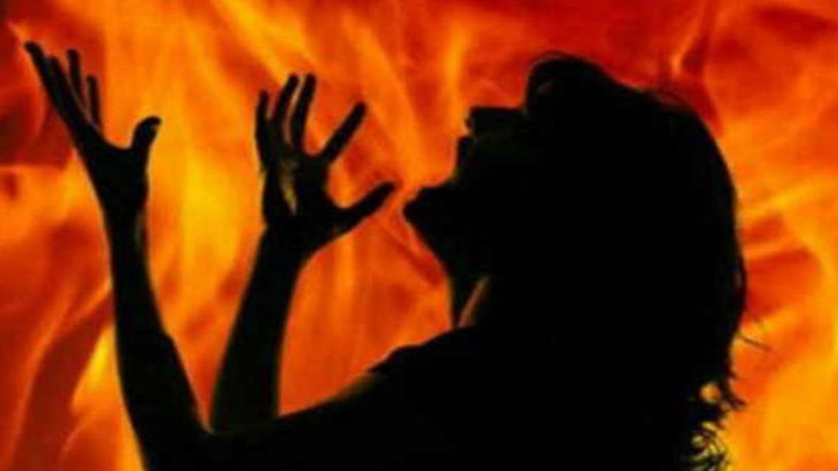 हत्यारा SDO: पत्नी को जिंदा जलाकर मार डाला, आंखों के सामने बचाने की लगाती रही गुहार लेकिन…?
