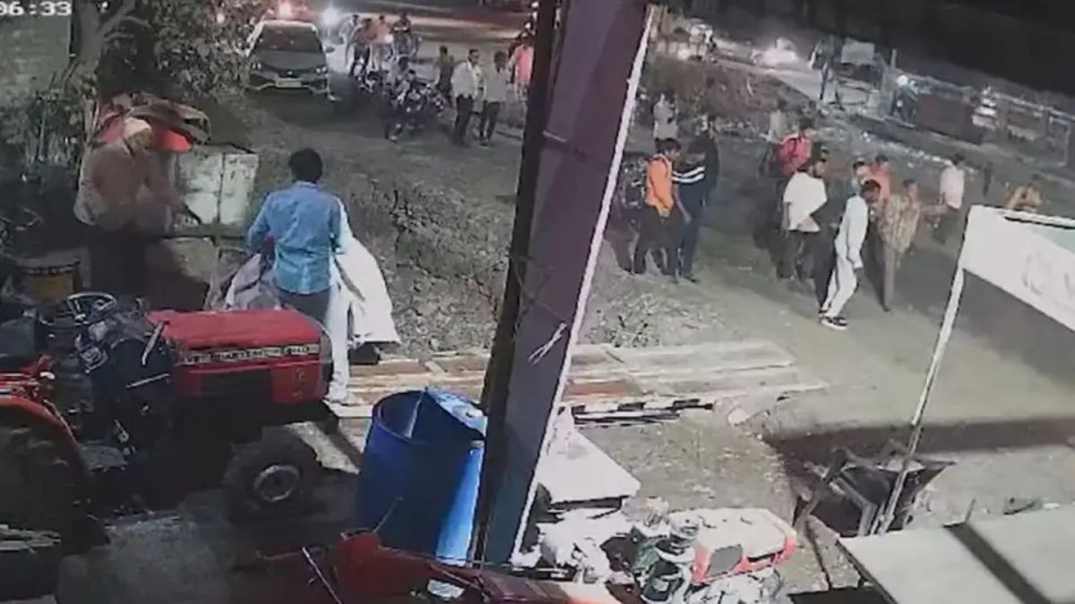 पति बना हैवान: पत्नी को पट्रोल छिड़कर जिंदा जलाया, तीसरी बेटी के जन्म होने से था नाराज