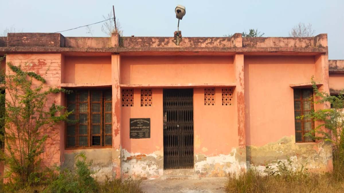 मंत्री ब्रजेश पाठक के दावे झूठे हैं! सालों से ‘वेंटीलेटर’ पर पड़ा है महिला अस्पताल, डॉक्टर की अब तक नहीं हुई नियुक्ति,’बीमार सिस्टम’ का कब होगा इलाज?