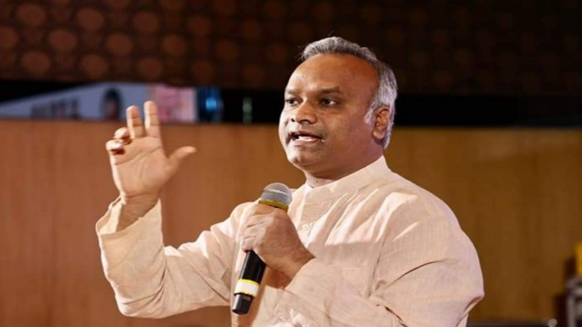 Priyank Kharge: मंत्री प्रियांक खड़गे के पूर्व सहयोगी और कांग्रेस पार्षद राजू कपनूर समेत 6 के खिलाफ FIR दर्ज