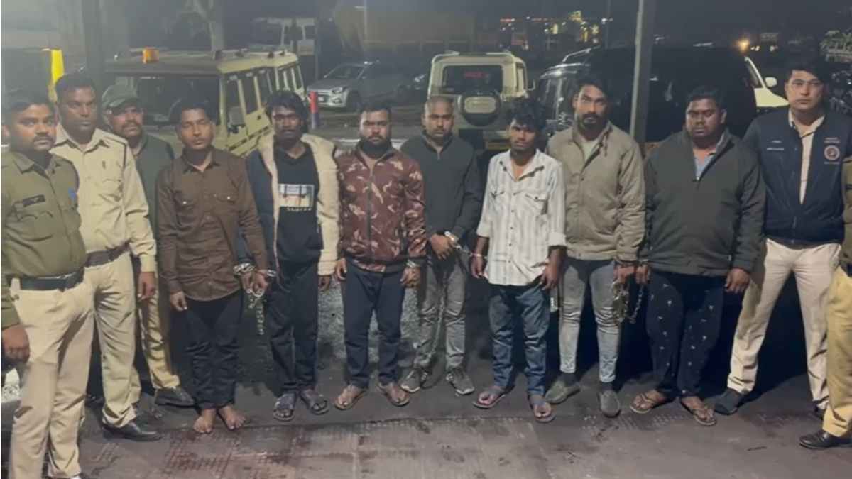 SECL कोयला खदान में डीजल चोरी का भंडाफोड़: दो गैंग के 7 आरोपी गिरफ्तार, ASI समेत 6 पुलिसकर्मी निलंबित