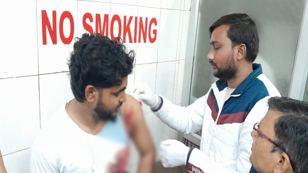 UP में फेल है जीरो टॉलरेस की नीति! गुंडों में न कानून का खौफ है और न ही पुलिस का, युवक को गोली मारकर 3 बदमाश हुए फरार