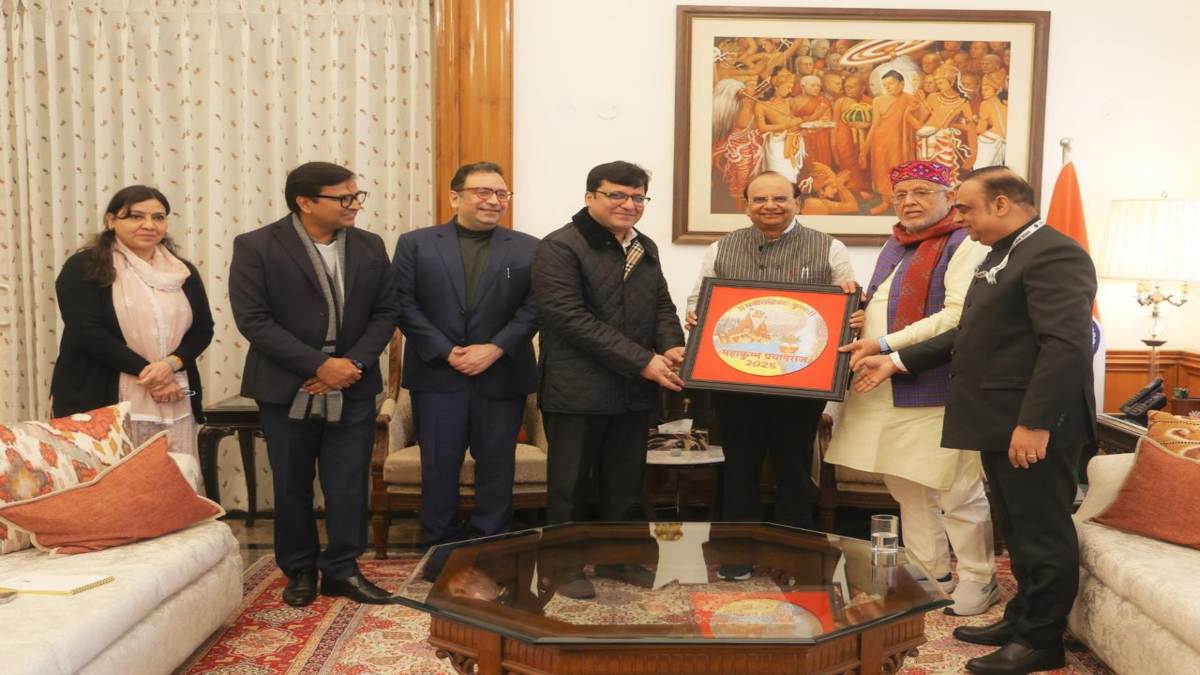 Mahakumbh 2025 : दिल्ली पहुंच योगी के मंत्री, उपराज्यपाल, मुख्यमंत्री समेत जनता को महाकुंभ का दिया आमंत्रण