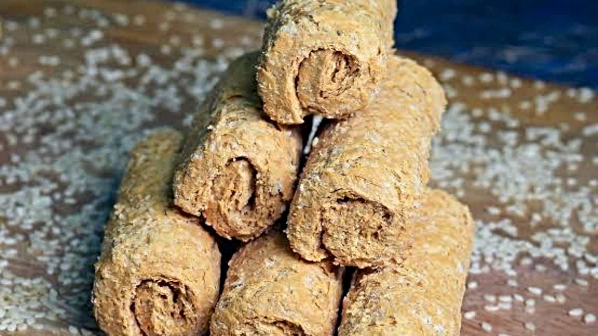 Till Roll: इस बार तिल के लड्डुओं के साथ बनाए तिल रोल, घर पर सभी को आएगा बेहद पसंद…