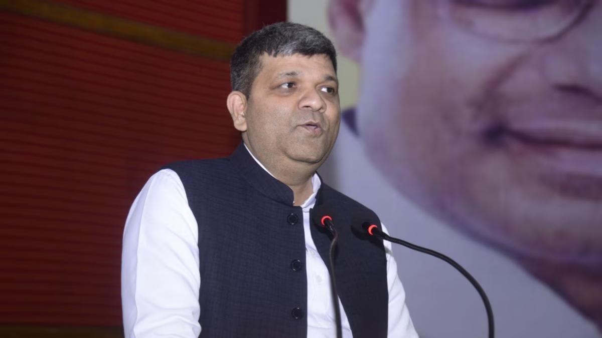 ‘अगर मेरे साथ…,’मंत्री आशीष पटेल का पुलिस पर बड़ा आरोप, STF को लेकर कही डाली ये बात