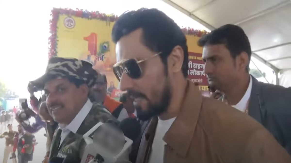 रातापानी जंगल की विरासत सहजने निकाली बाइक रैली: सीएम डॉ मोहन ने झंडी दिखाकर किया रवाना, अभिनेता रणदीप हुड्डा भी हुए शामिल