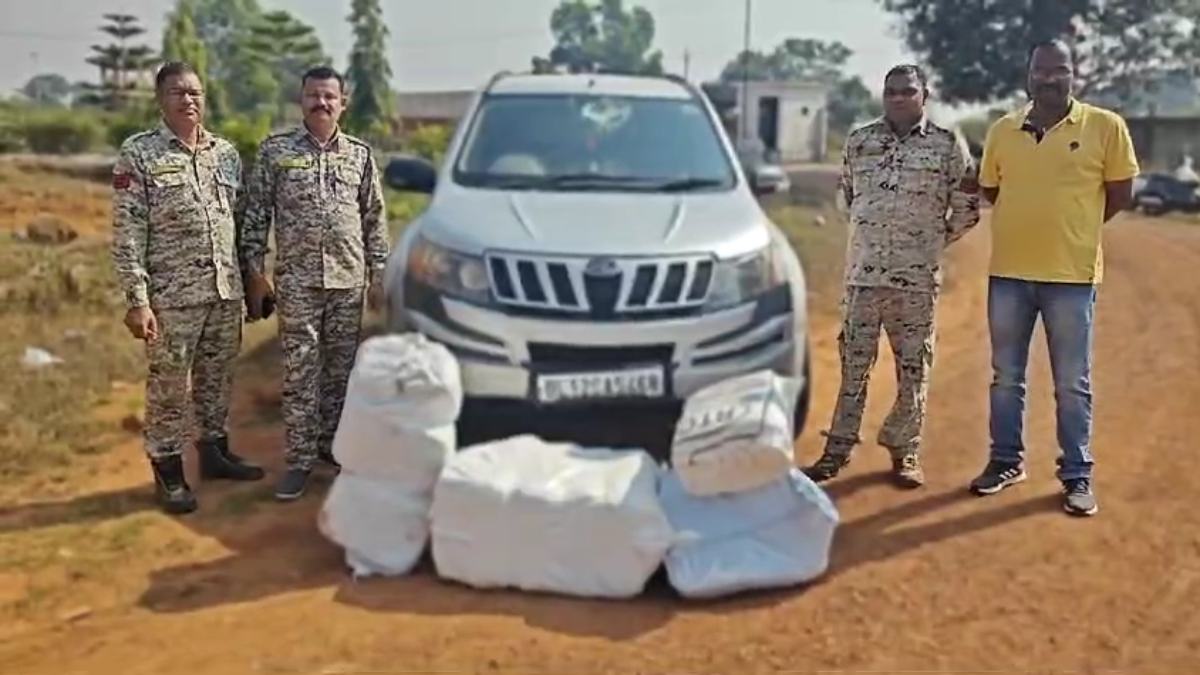 CG News: नशे के खिलाफ पुलिस की बड़ी कार्रवाई, 16 लाख का गांजा बरामद, आरोपी फरार