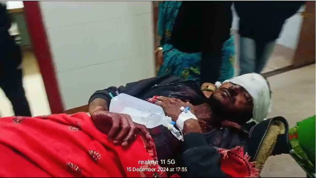 पुरानी रंजिश को लेकर चाकूबाजी की वारदातः युवक को मरणासन्न हालत में सड़क पर छोड़कर भागे आरोपी