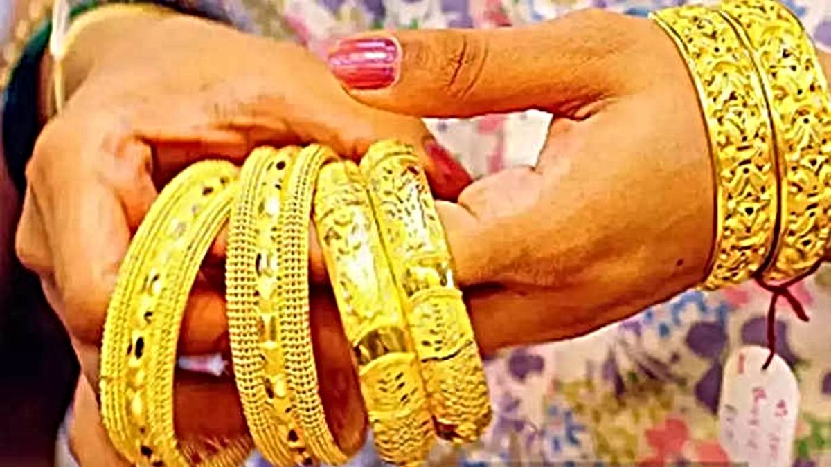 Gold Silver Investment: गोल्ड और सिल्वर में निवेश का अच्छा मौका, सोने चांदी के गिर गए भाव, जानिए किस रेट में बिक रहे जेवरात…