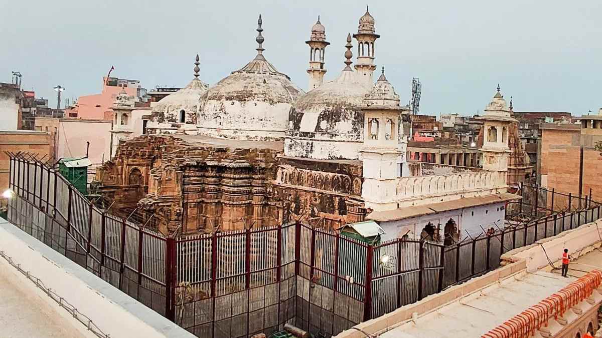 ज्ञानवापी मामले की सुनवाई टली : मंदिर में गैर-हिंदुओं के प्रवेश पर रोक लगाने की थी मांग, अब इस दिन होगी बहस