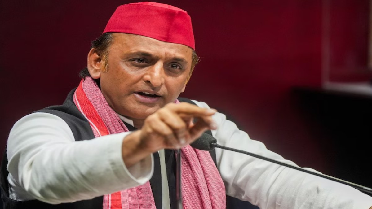 ‘गुजरात से हुई थी कलयुग की शुरुआत…’ अखिलेश यादव बोले- ये धर्म और अधर्म का युद्ध है, सरकार धर्म को आगे कर दंगे करा रही है