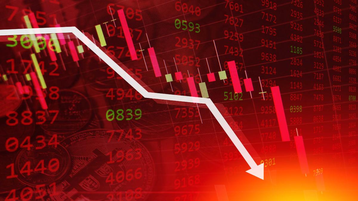 Share Market Today: सेंसेक्स और निफ्टी के धड़ाधड़ गिरे गए स्टॉक, जानिए कैसा रहा आज बाजार…