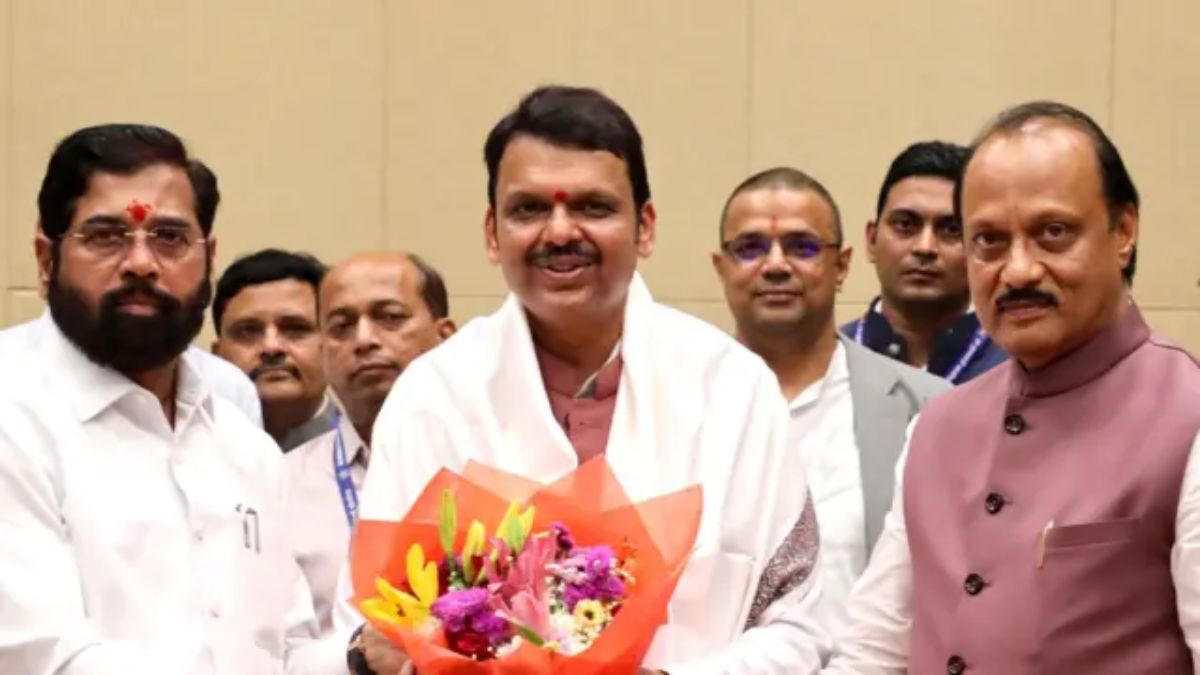 महाराष्ट्र सरकार के मंत्रियों को विभागों का बंटवारा, CM फडणवीस ने अपने पास रखा ये मंत्रालय, अजित और शिंदे को मिला खास पोर्टफोलियाे?