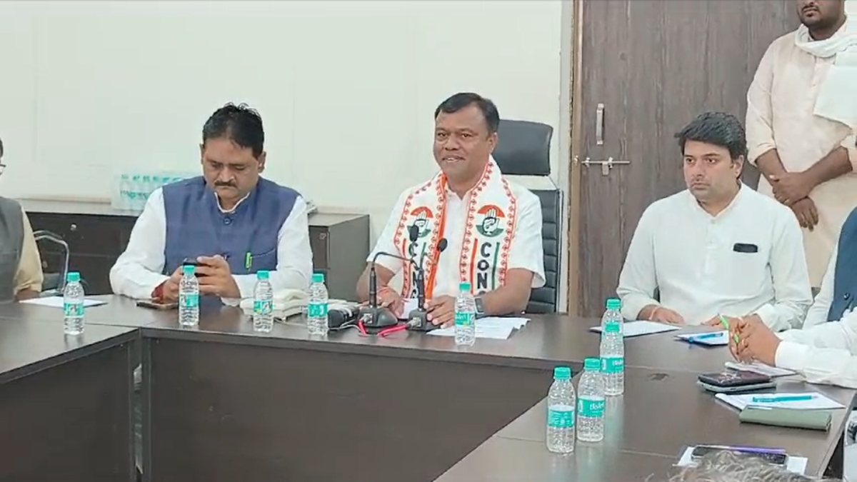 CG News: छत्तीसगढ़ कांग्रेस की बड़ी बैठक शुरू, आगामी नगरीय निकाय चुनाव की रणनीति पर चर्चा…