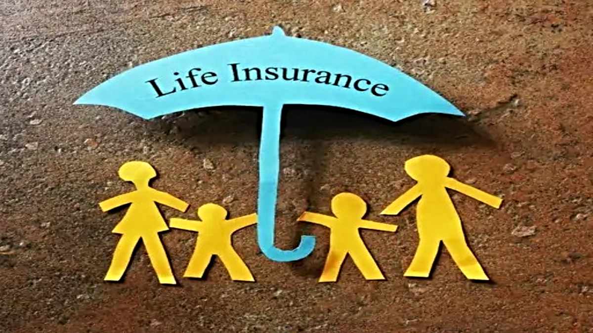 PM Bima Suraksha Yojana: सिर्फ 2 रुपये में मिलेगा 2 लाख का बीमा, जानिए किसे मिलेगा लाभ…