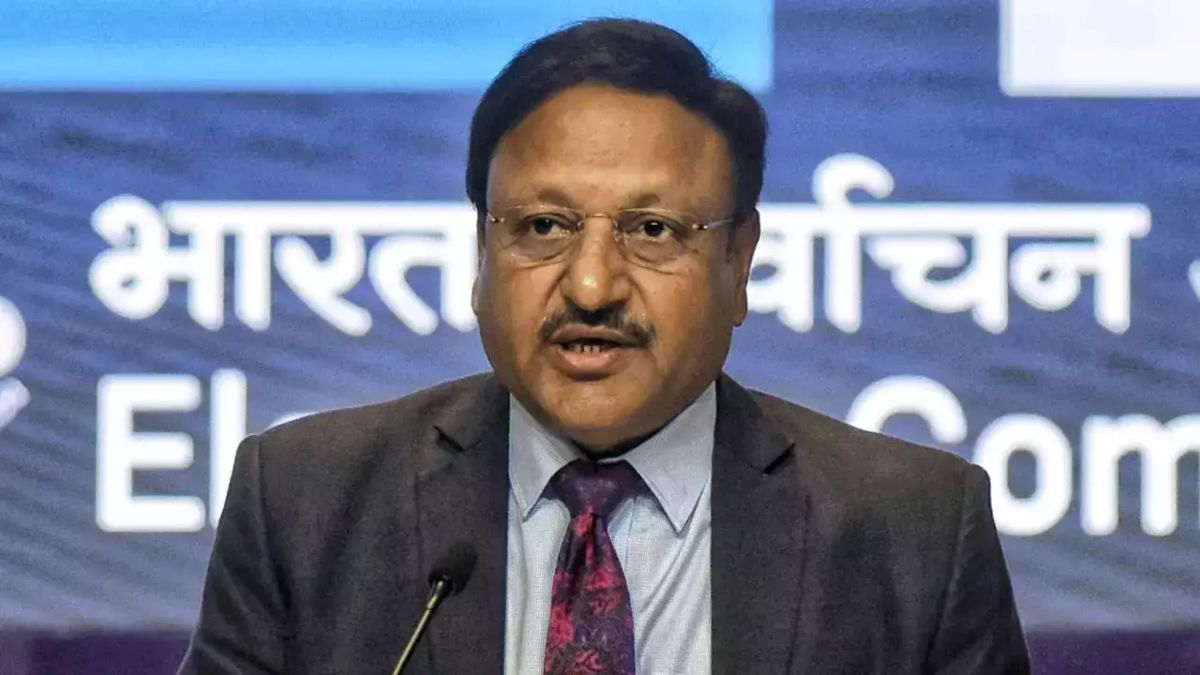 वोटर लिस्ट पर मचा बवाल: कांग्रेस के आरोपों पर चुनाव आयोग ने दी ये सफाई, कहा- वेबसाइट पर डेटा देख लीजिए