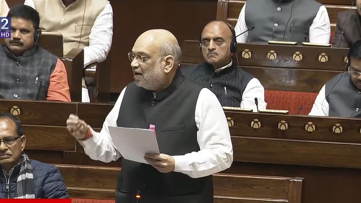 राज्यसभा से अमित शाह LIVE: गृहमंत्री बोले- हमारा लोकतंत्र पहले से कहीं ज्यादा मजबूत, देश में लोकतंत्र की जड़ें पाताल तक गहरी