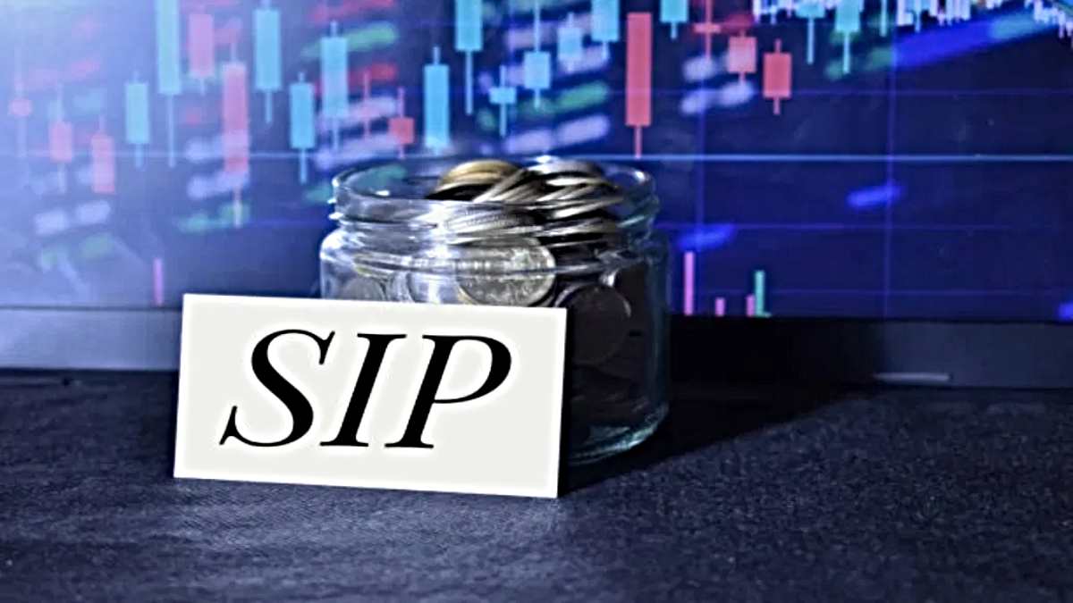 SIP Investment Tips: महज 7500 रुपये का करें निवेश, बन जाएंगे आप करोड़पति, जानिए कैसे करें इनवेस्टमेंट…