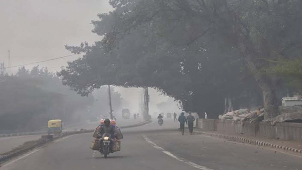 MP में चक्रवात ‘फेंगल’ का असर: कहीं छाए बादल तो कहीं तापमान में बढ़ोतरी, जानें मौसम का ताजा अपडेट