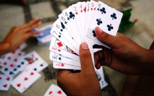 सुंदरगढ़ : जुए के अड्डे पर छापेमारी, घबराहट के कारण युवक को पड़ा दिल का दौरा… हुई मौत
