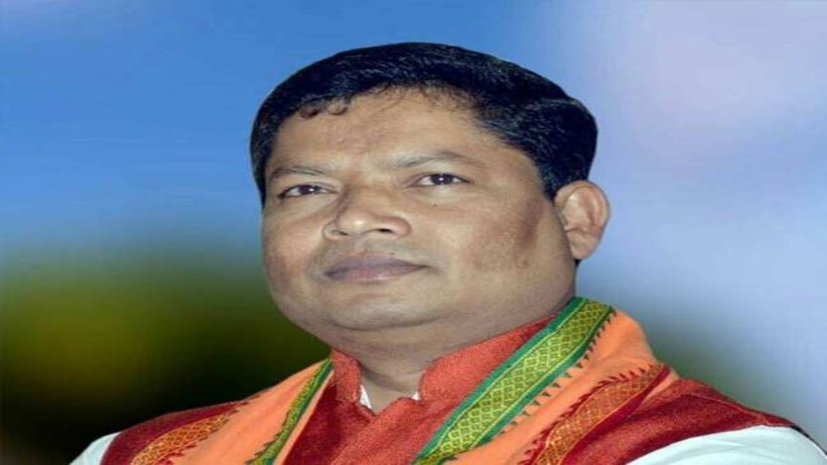 पूर्व मंत्री महेश गागड़ा बने छत्तीसगढ़ स्टेट वॉलीबॉल एसोसिएशन संघ के अध्यक्ष, कहा- नेशनल स्तर पर  खिलाड़ियों को भेजने बनाएंगे रणनीति