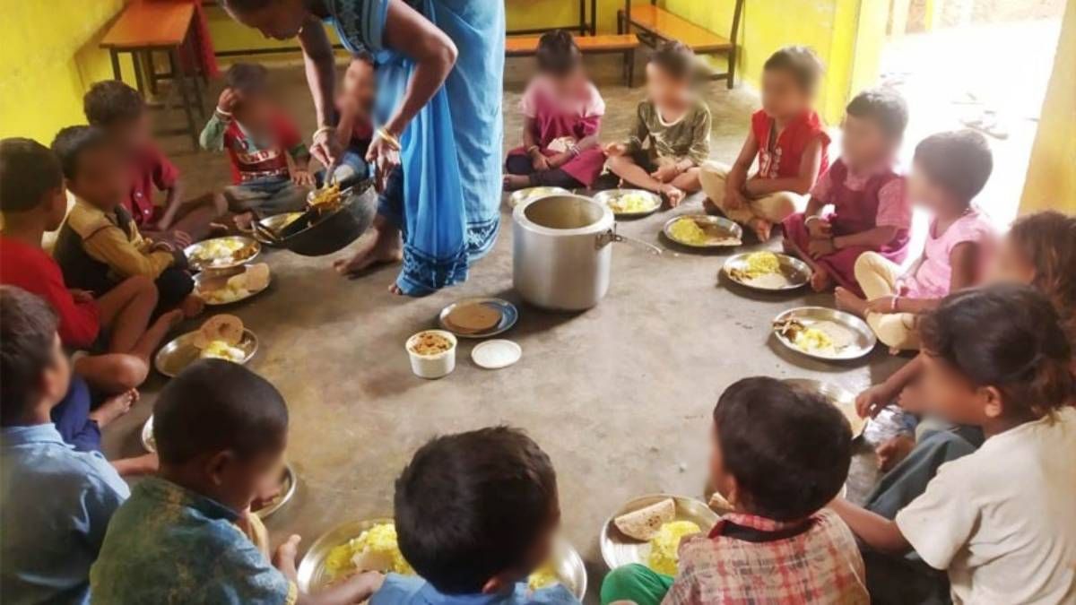 MP के माथे पर कुपोषण का कलंक: मंत्री ने माना 5 लाख से ज्यादा बच्चे कुपोषित, जहां 5 रुपये के बिस्किट में नाश्ता नहीं होता, वहां कुपोषण दूर करने खर्च किए जा रहे 4 रुपये