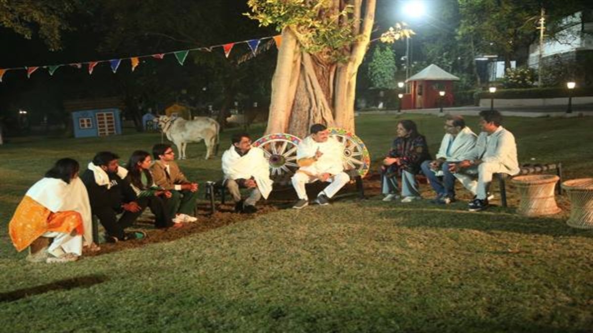 मुख्यमंत्री डॉ मोहन यादव से मिले ‘पंचायत’ वेब सीरीज के कलाकार, एक्ट्रेस नीना गुप्ता और पूरी टीम ने सम्मान के लिए जताया CM का आभार 