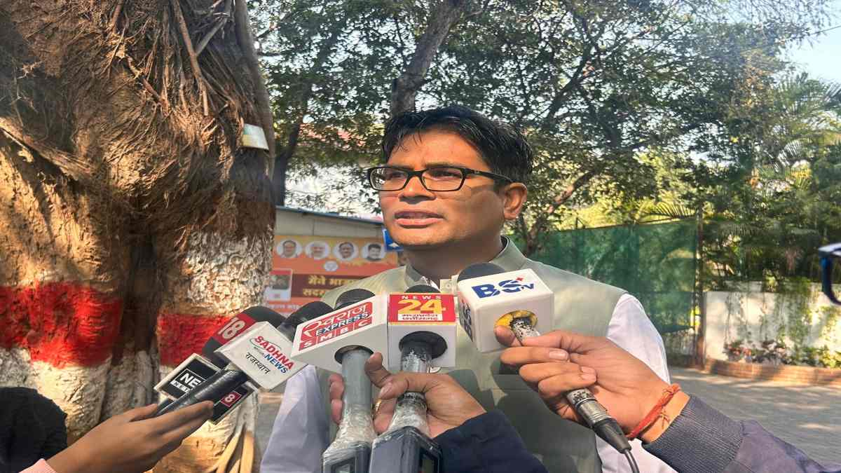 कांग्रेस के सवालों पर वित्तमंत्री ओपी चौधरी का पलटवार, कहा- पिछली सरकार ने छत्तीसगढ़ को किया कंगाल, हर जगह था माफिया राज ….