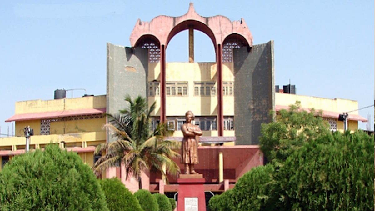 छूटा पसीना : रविशंकर विश्वविद्यालय को जीएसटी नोटिस, 1 करोड़ 65 लाख भुगतान करने के निर्देश, जानिए मामला