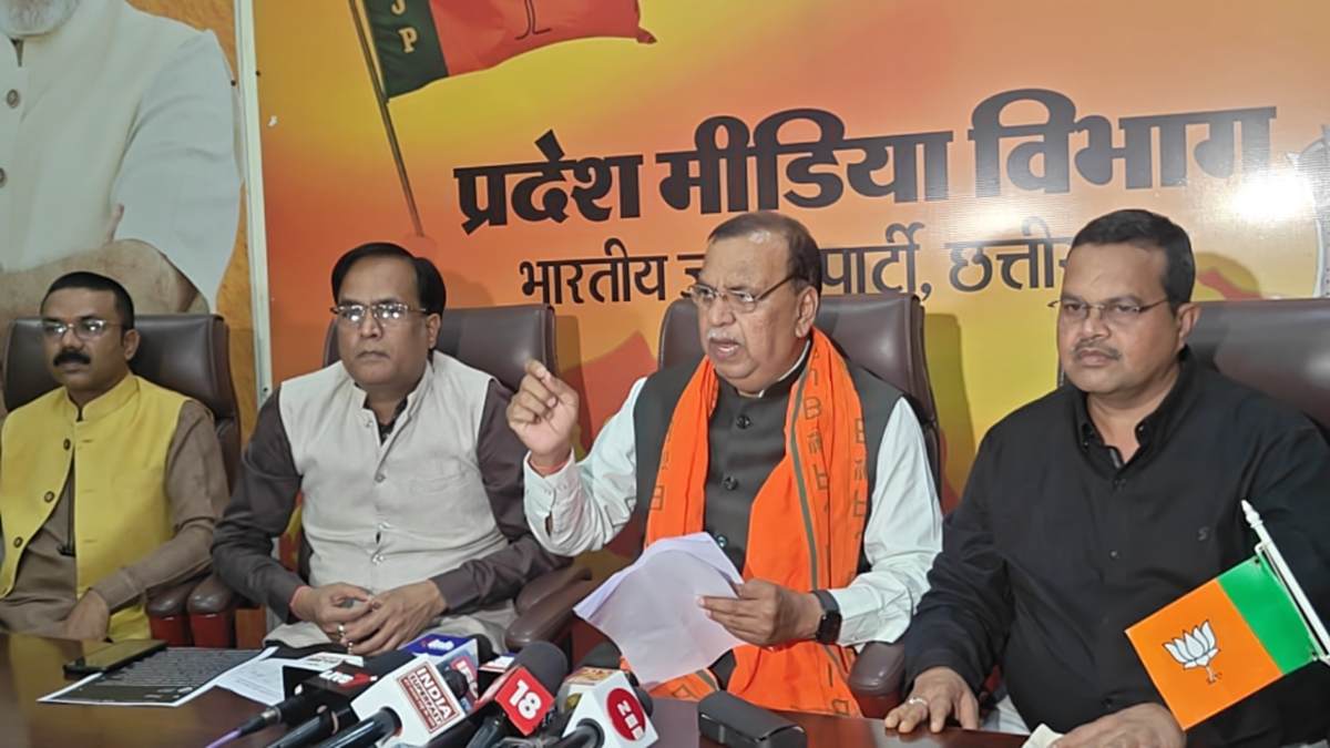 धान खरीदी को लेकर BJP का कांग्रेस पर तीखा हमला, शिव रतन शर्मा बोले- छत्तीसगढ़ में हो रही रिकॉर्ड धान खरीदी, कांग्रेसी कर रहे झूठी बयानबाजी