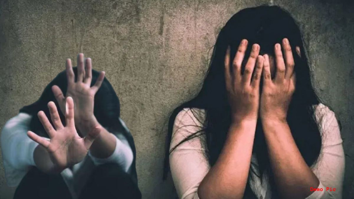 दरिंदे निकले दोस्त, दो सगी बहनों से किया दुष्कर्म: बहला-फुसलाकर ले गए साथ, फिर लूट ली दोनों की आबरू, आरोपी फरार