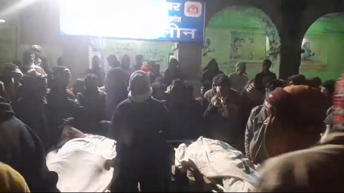 बड़ा हादसा: गोपालगंज में दीवार गिरने से मलबे में दबकर 2 लोगों की मौत, कई लोग घायल