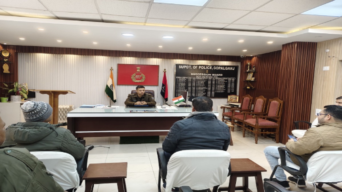 गोपालगंज में 53 पुलिस अधिकारियों के खिलाफ दर्ज हुआ मुकदमा, पुलिस महकमे में मचा हड़कंप, जानें पूरा मामला?
