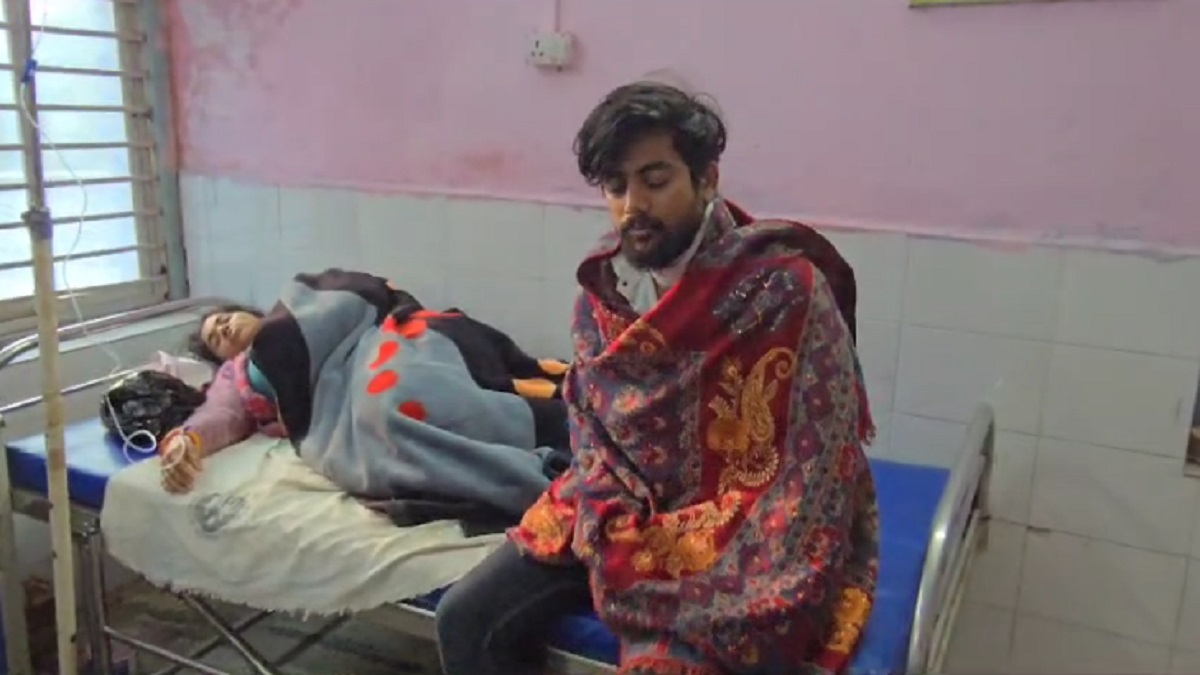 बेगूसराय में बेखौफ अपराधियों ने घर में घुसकर युवक को मारी गोली, बेटे को बचाने आई मां भी गंभीर रूप से घायल