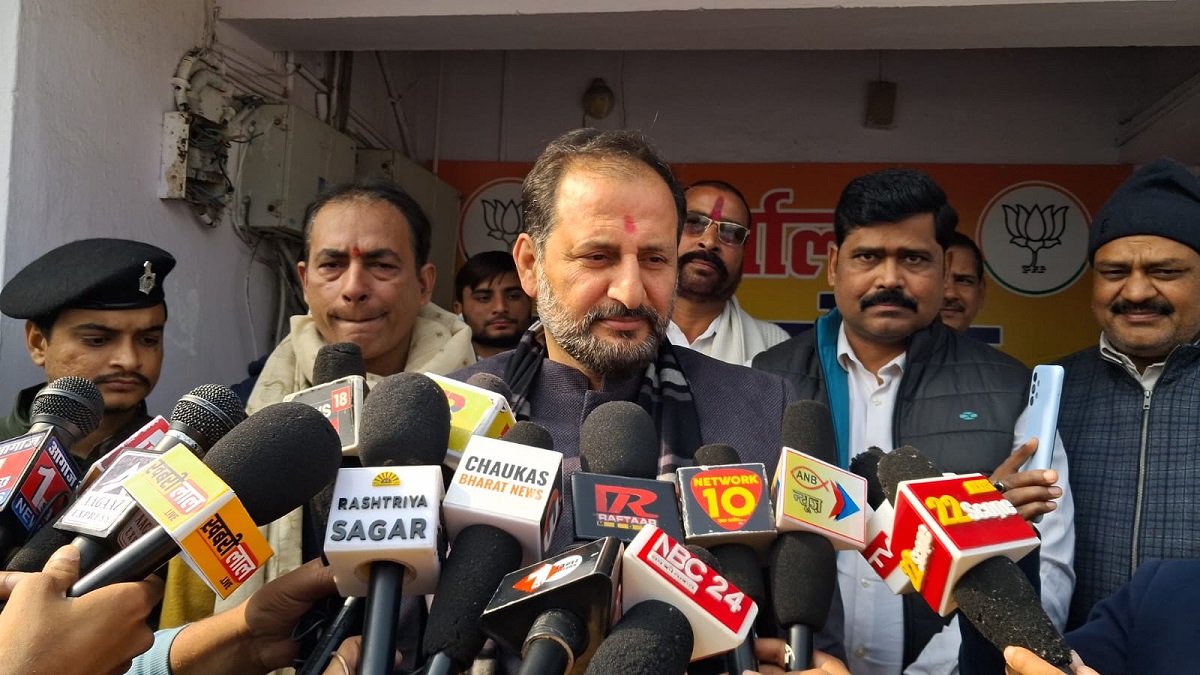 ‘जनता को लालटेन नहीं बल्ब चाहिए’, मंत्री नीरज बबलू का तेजस्वी पर हमला, कहा- जब सरकार में थे तब टैक्स नहीं नजर आया, बेरोजगार होते ही…