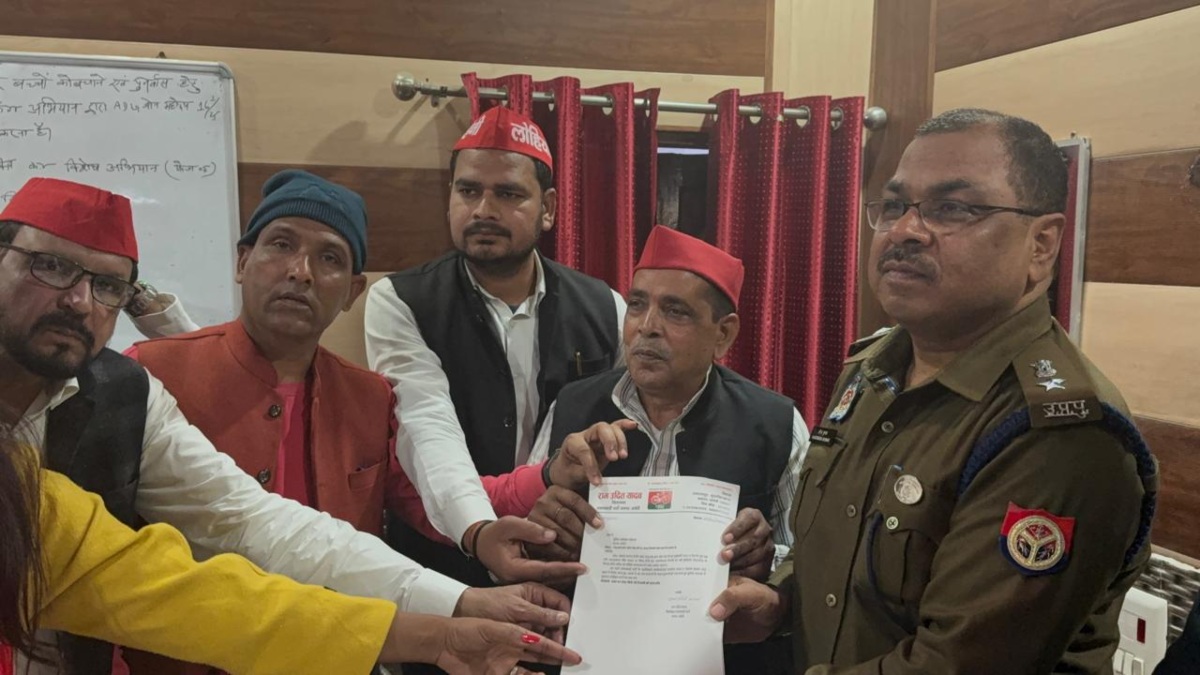 ‘उन्हें महंत कहलाने में शर्म आनी चाहिए…’, मुलायम सिंह यादव पर विवादित टिप्पणी करने पर भड़के सपाई, कहा- राजू दास के खिलाफ कार्रवाई करें नहीं तो