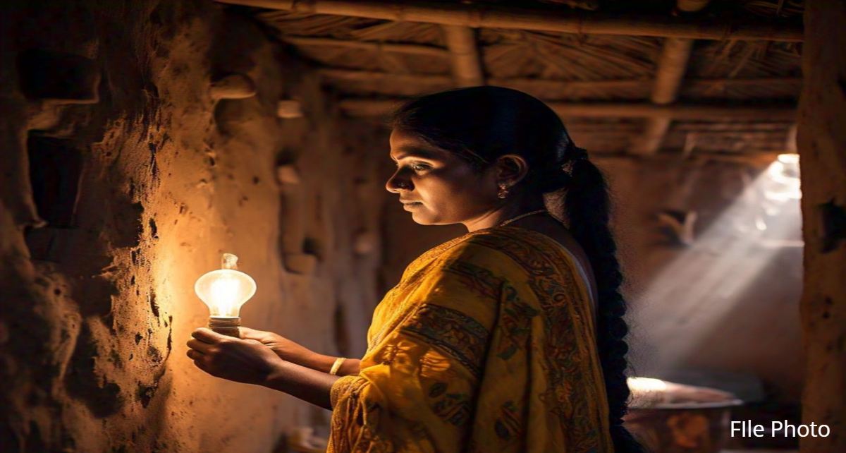अब तेलंगाना नहीं छत्तीसगढ़ की बिजली से रोशन होंगे किस्टाराम के 29 गांव, 2025 तक बस्तर के सभी गांव में बिजली विस्तार का दावा