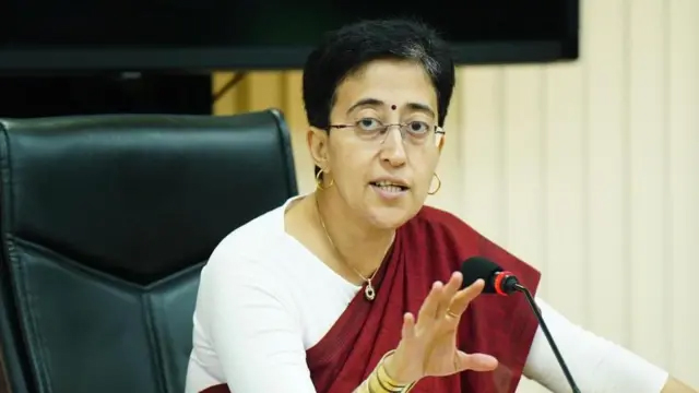 दिल्ली विश्वविद्यालय टीचर्स असोसिएशन का CM आतिशी को पत्र, यूनिवर्सिटी के 12 कॉलेज में वेतन जारी करने की मांग