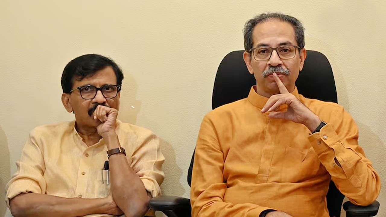 संजय राउत का दावा; BJP के कई नेता उद्धव ठाकरे से गठबंधन चाहते हैं, अब CM फडणवीस ने दी प्रतिक्रिया