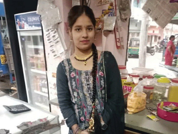 Gujrat: सूरत में आठवीं की छात्रा को फीस नहीं भरने पर एग्जाम देने से रोका, सदमे में कर लिया सुसाइड
