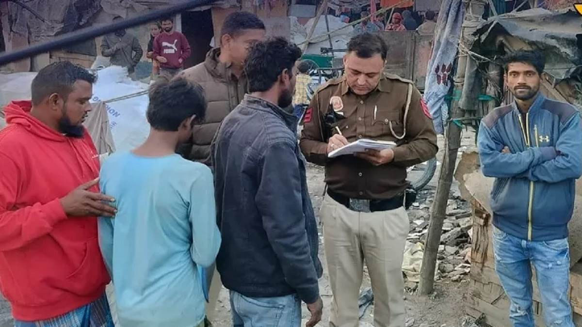 Delhi: फर्जी दस्तावेज रैकेट के खिलाफ बड़ी कार्रवाई, 2 बांग्लादेशी नागरिक सहित 4 अरेस्ट