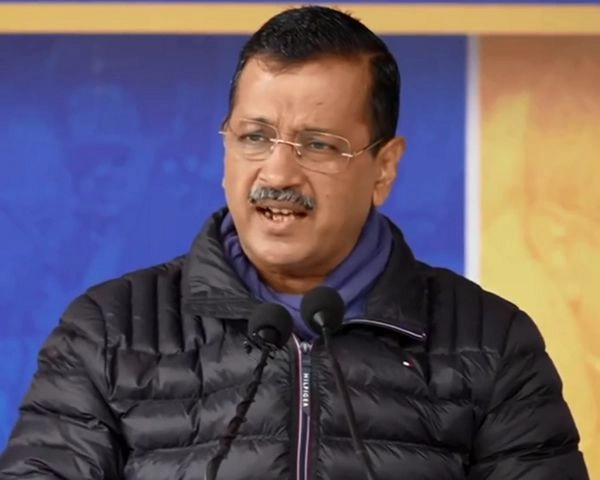 चुनाव से पहले केजरीवाल का ऐलान: पानी के गलत बिल भरने की जरूरत नहीं, हम माफ कर देंगे..