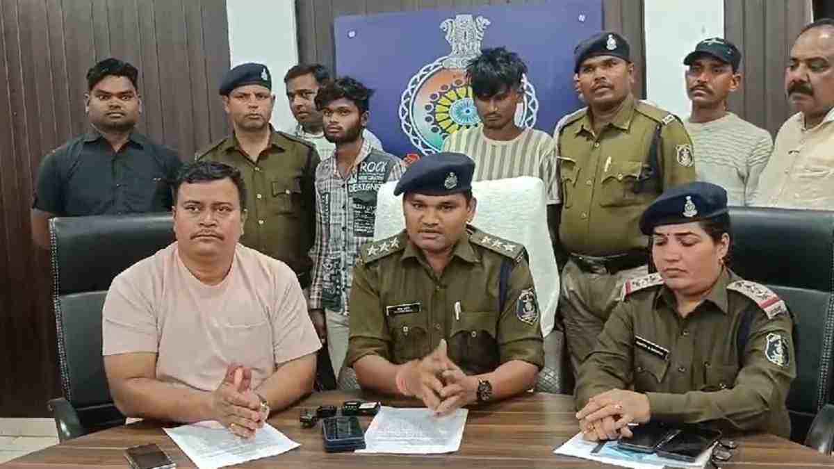 CG Crime : फ्री फायर खेलने से मना किया तो युवक को उतारा मौत के घाट, 4 आरोपी गिरफ्तार