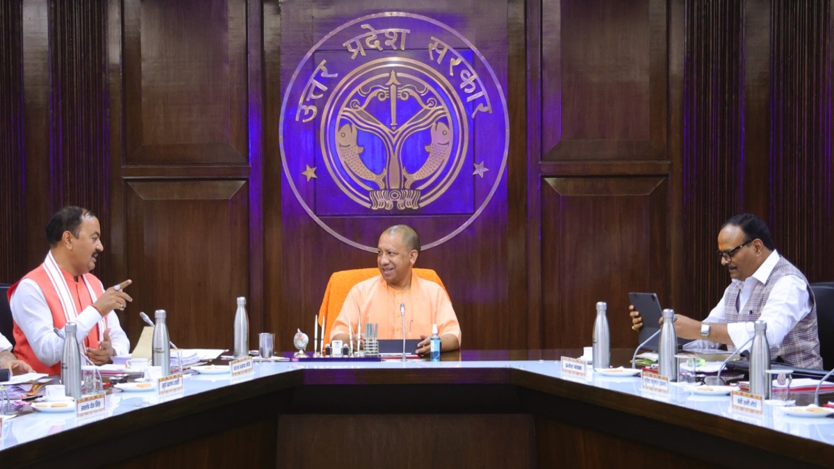 महाकुंभ क्षेत्र में प्रस्तावित कैबिनेट बैठक स्थगित : सुरक्षा कारणों की वजह से लिया फैसला, फरवरी के पहले हफ्ते में होगी बैठक